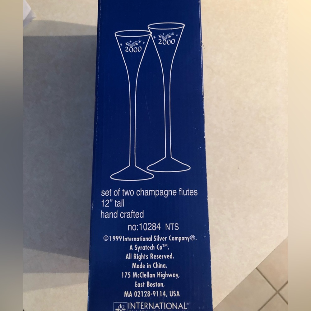 International Silver Company Millennium Toasting Flutes - Picture 4 of 4